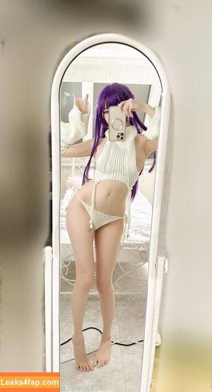 Sally Dorasnow photo #1496