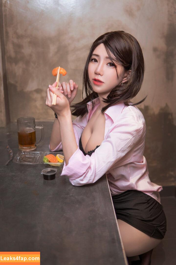 Sally Dorasnow / iamdorasnow leaked photo photo #2310