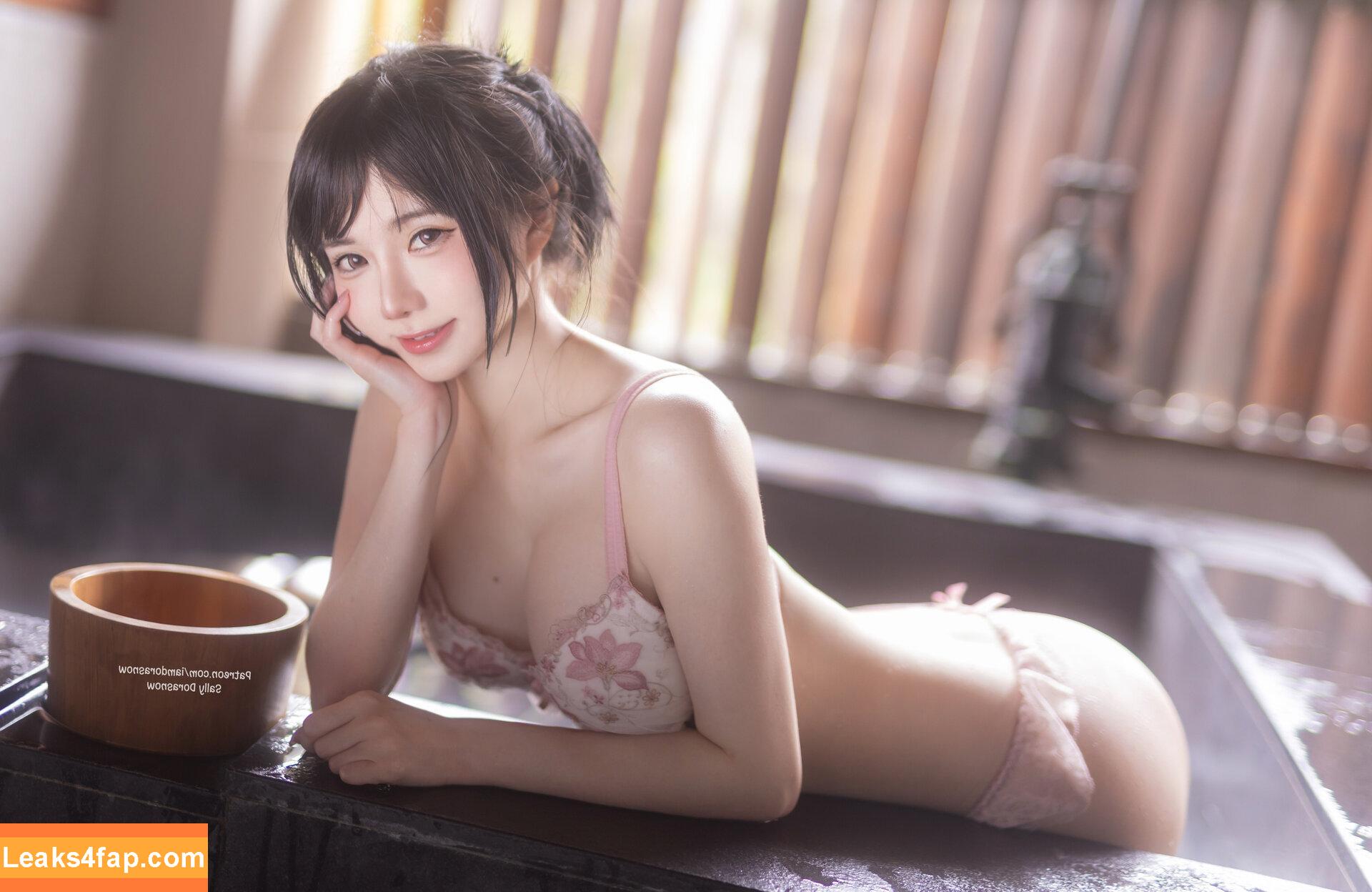 Sally Dorasnow / iamdorasnow слитое фото фото #2588