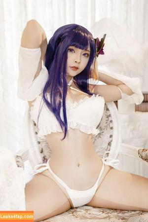 Sally Dorasnow photo #2079