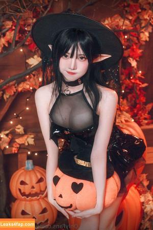 Sally Dorasnow photo #2108