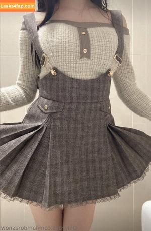 Sally Dorasnow photo #2585