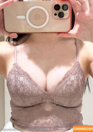 Sally Dorasnow photo #2590
