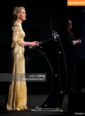 Sally Phillips photo #0015