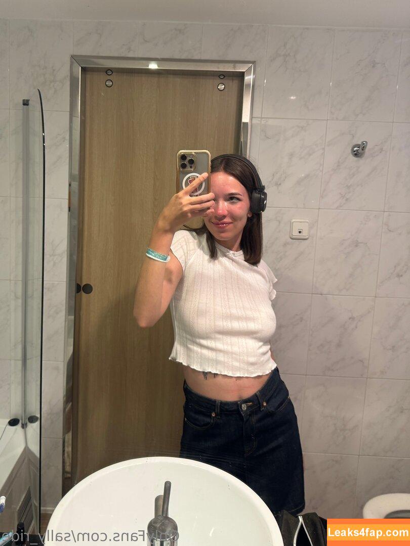 sally-ride / angelina.meow / angelina_kitty / sally_ride / sally_ride_es leaked photo photo #0034