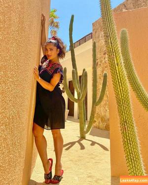 Salma Hayek фото #2212