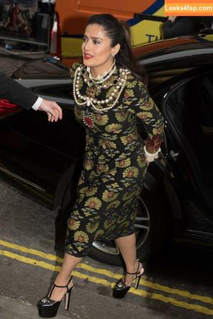 Salma Hayek photo #2527