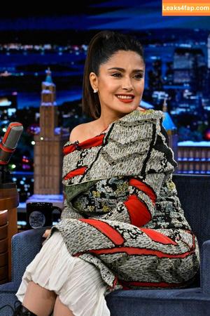 Salma Hayek photo #2692
