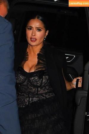 Salma Hayek photo #2705