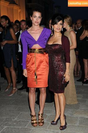 Salma Hayek photo #2768