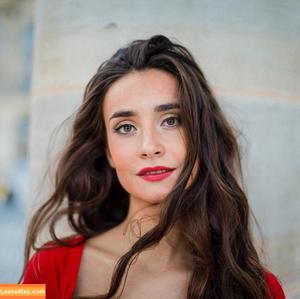 Salomé Saqué photo #0001