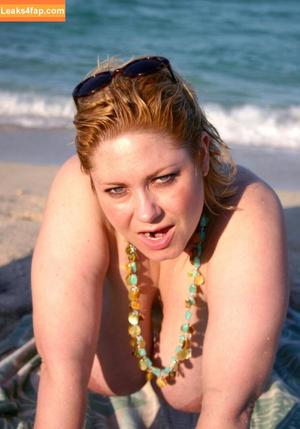 Samantha 38G photo #0112