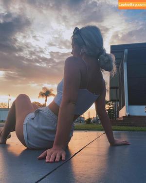 Samantha Copp photo #0037
