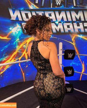 Samantha Irvin photo #0007