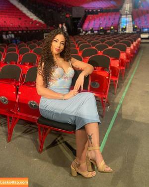 Samantha Irvin photo #0049