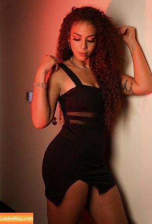 Samantha Irvin photo #0167