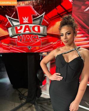 Samantha Irvin photo #0248