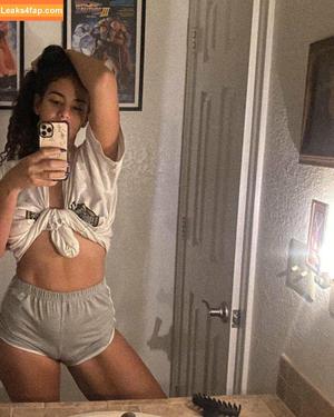 Samantha Irvin photo #0293