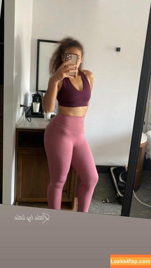 Samantha Irvin photo #0294