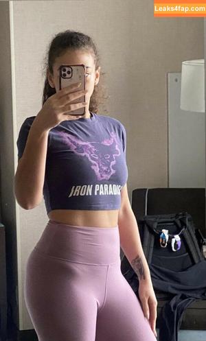 Samantha Irvin photo #0296