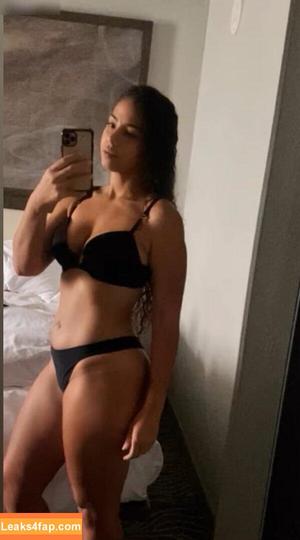 Samantha Irvin photo #0408