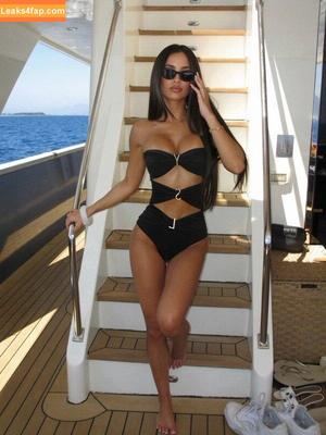 Samantha Rayner photo #0063