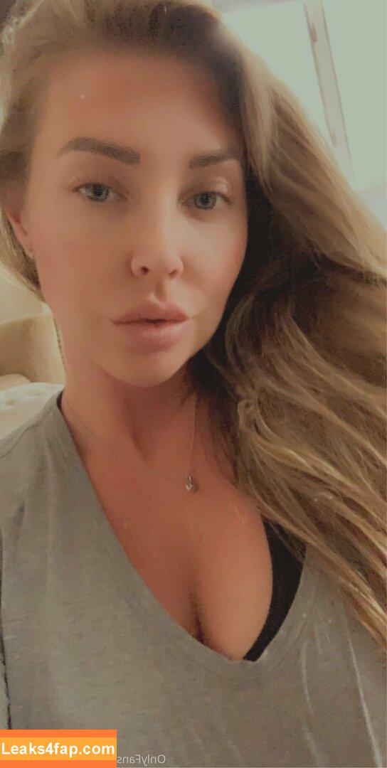 Samantha Saint / misssaintxxx / samantha_saint leaked photo photo #0123