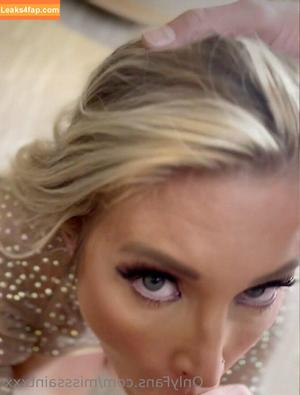 Samantha Saint photo #0028