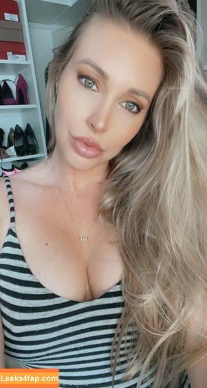 Samantha Saint photo #0420