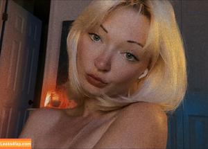 Samantha Smith photo #0047