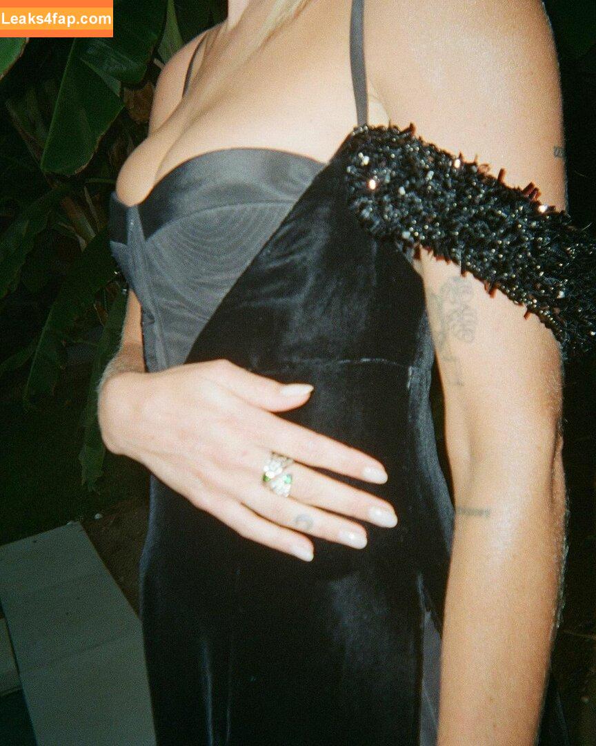 Samara Weaving / samweaving leaked photo photo #0251