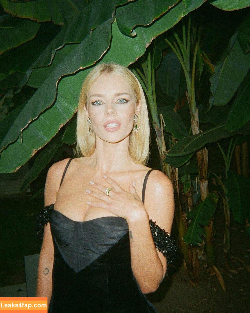 Samara Weaving / samweaving leaked photo photo #0253