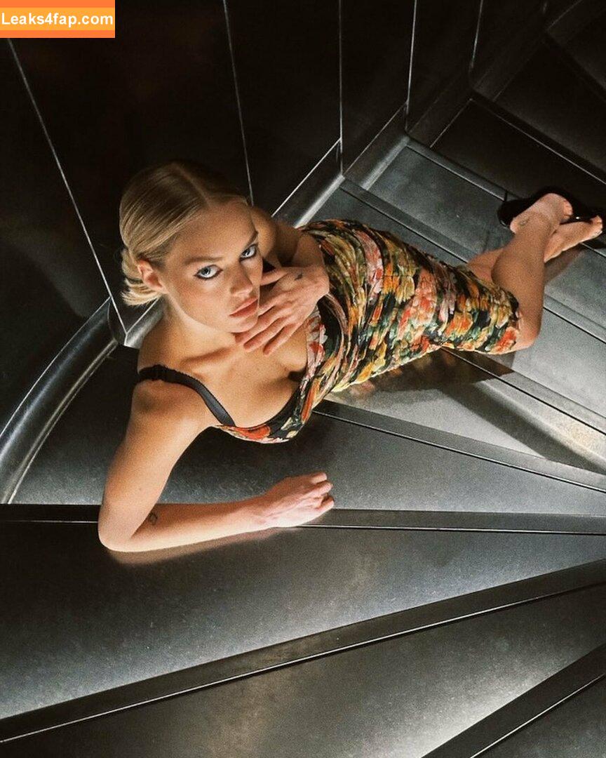 Samara Weaving / samweaving leaked photo photo #0572