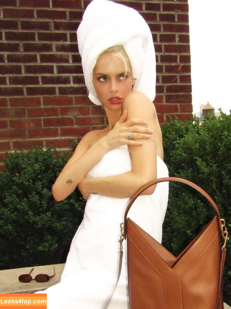 Samara Weaving / samweaving leaked photo photo #0814