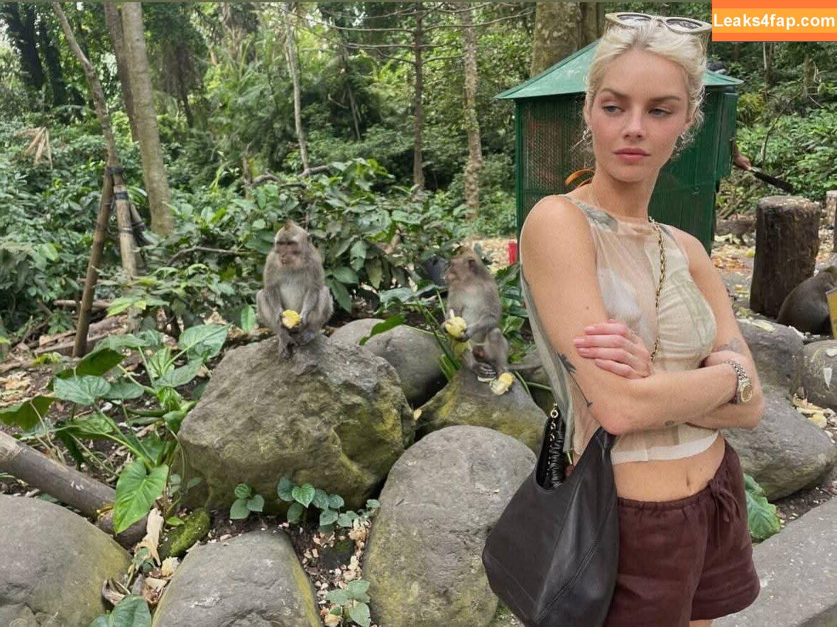 Samara Weaving / samweaving leaked photo photo #0815