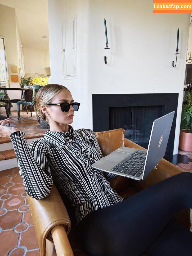 Samara Weaving / samweaving leaked photo photo #0827