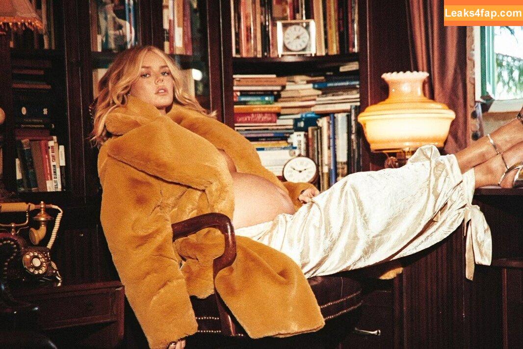 Samara Weaving / samara_weaving / samweaving leaked photo photo #0972