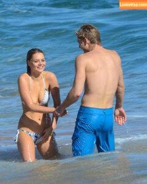 Samara Weaving photo #0006