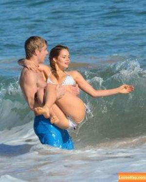 Samara Weaving photo #0013
