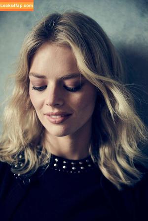 Samara Weaving photo #0023