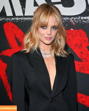 Samara Weaving photo #0071