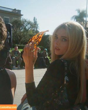 Samara Weaving photo #0273