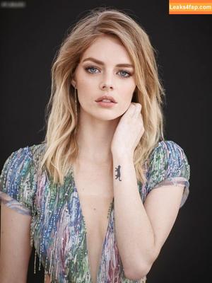 Samara Weaving photo #0463