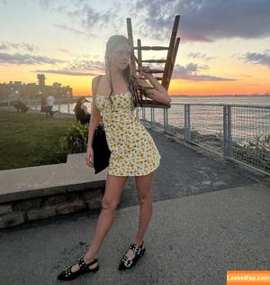 Samara Weaving photo #0501