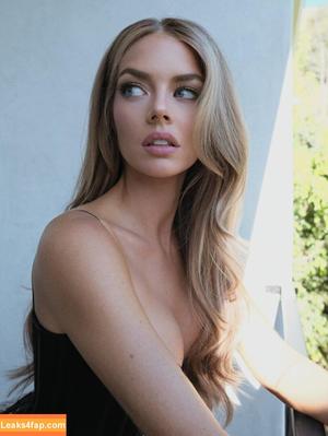 Samara Weaving photo #0844