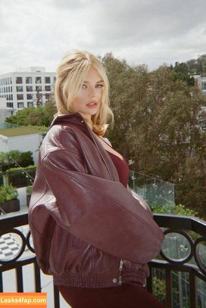 Samara Weaving photo #1045