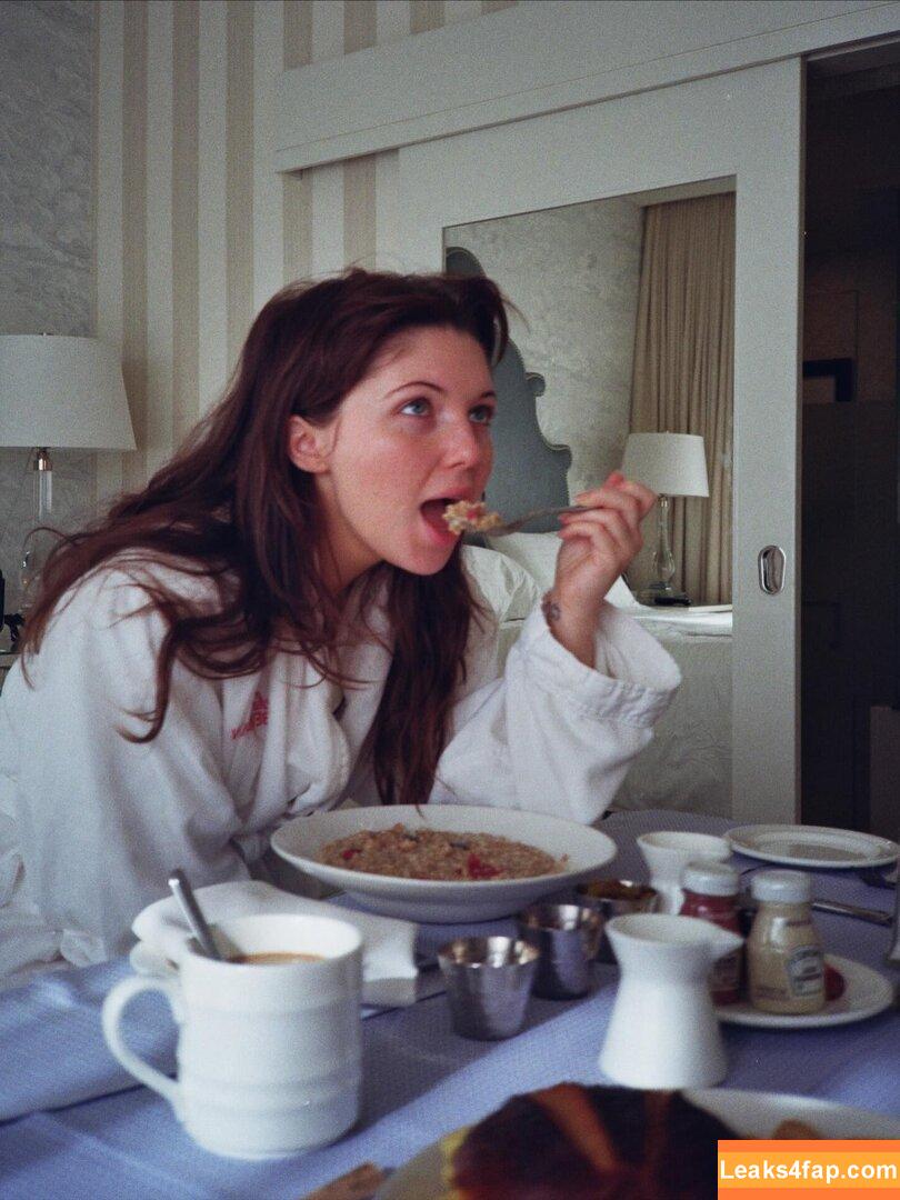 Sammi Hanratty / sammihanratty слитое фото фото #0391