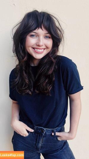 Sammi Hanratty photo #0232