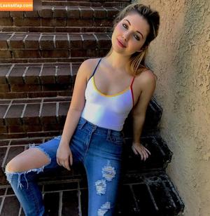 Sammi Hanratty photo #0306