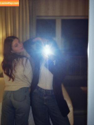 Sammi Hanratty фото #0392